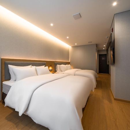 Comfort Inn Yeouido Seoul Bagian luar foto