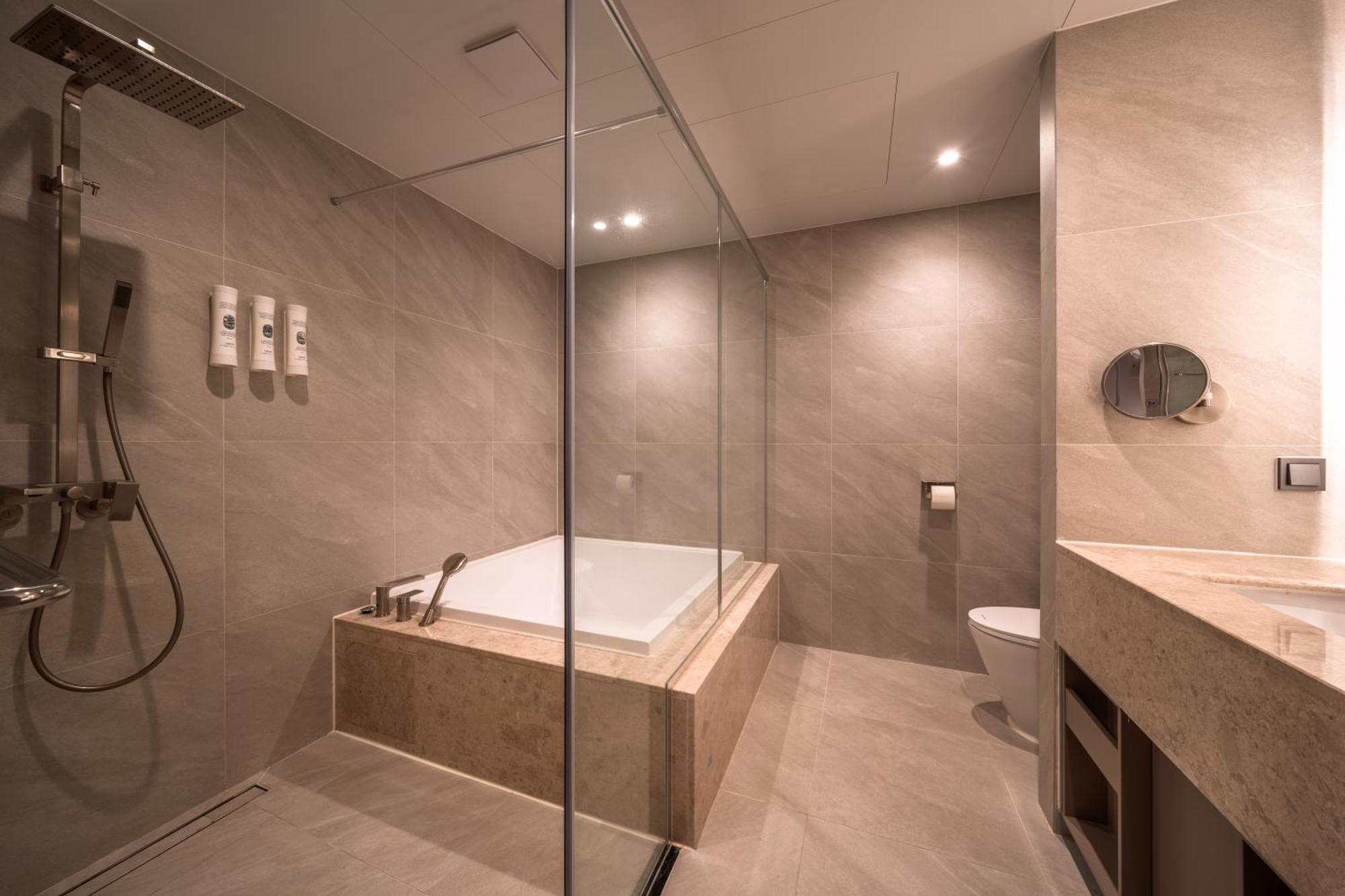 Comfort Inn Yeouido Seoul Bagian luar foto
