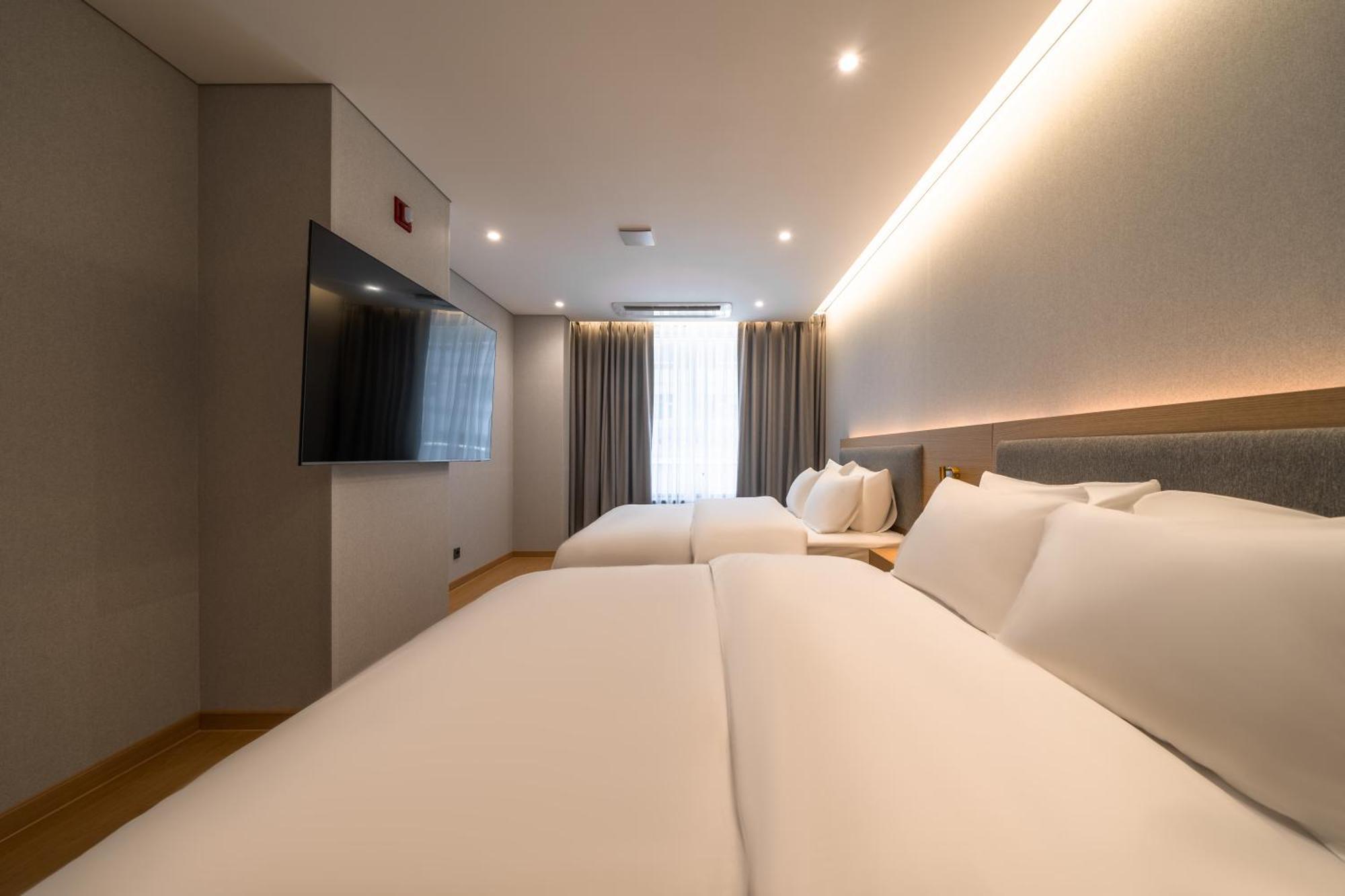 Comfort Inn Yeouido Seoul Bagian luar foto