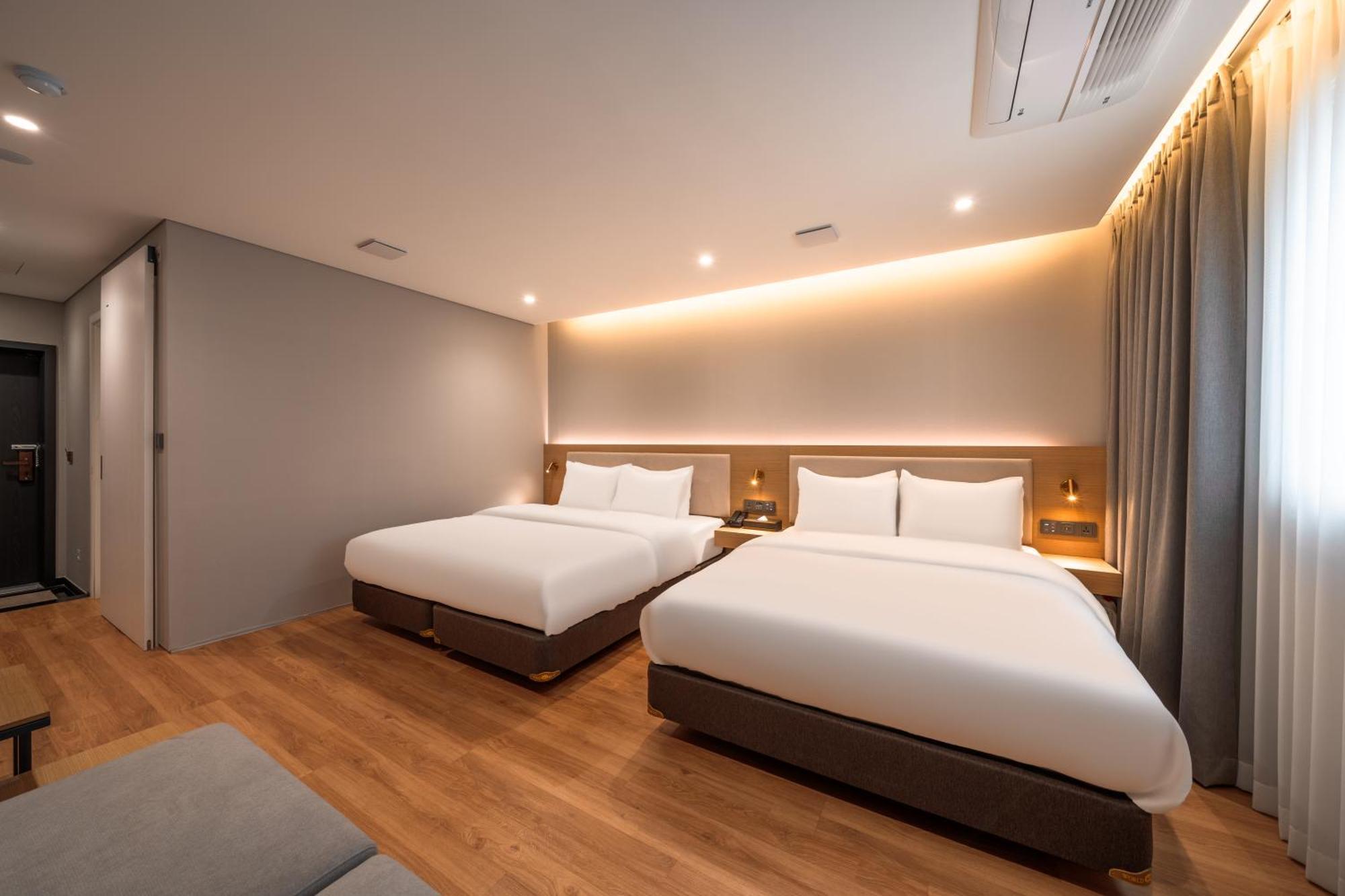 Comfort Inn Yeouido Seoul Bagian luar foto